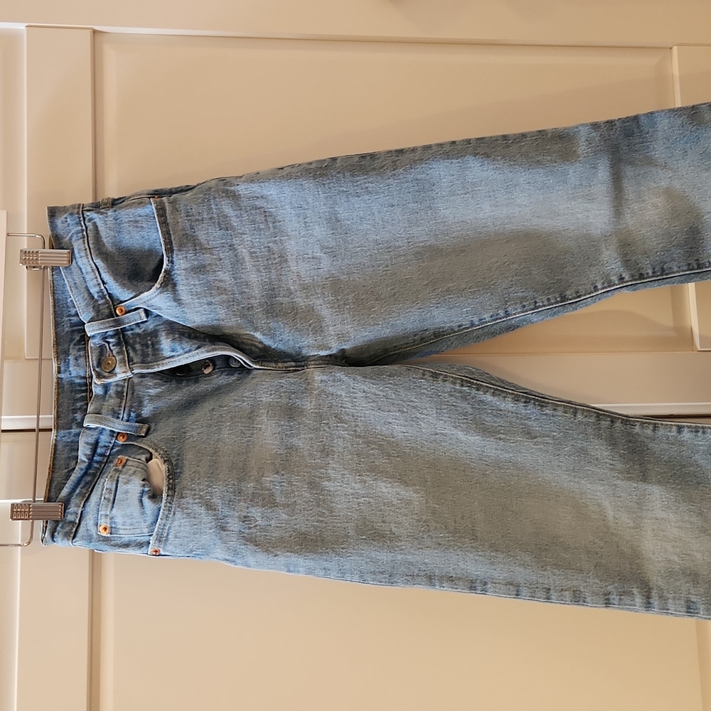 Levis jeans